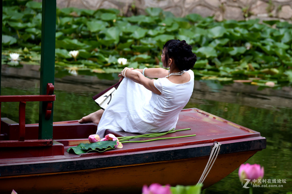 一组模特人像蹭拍