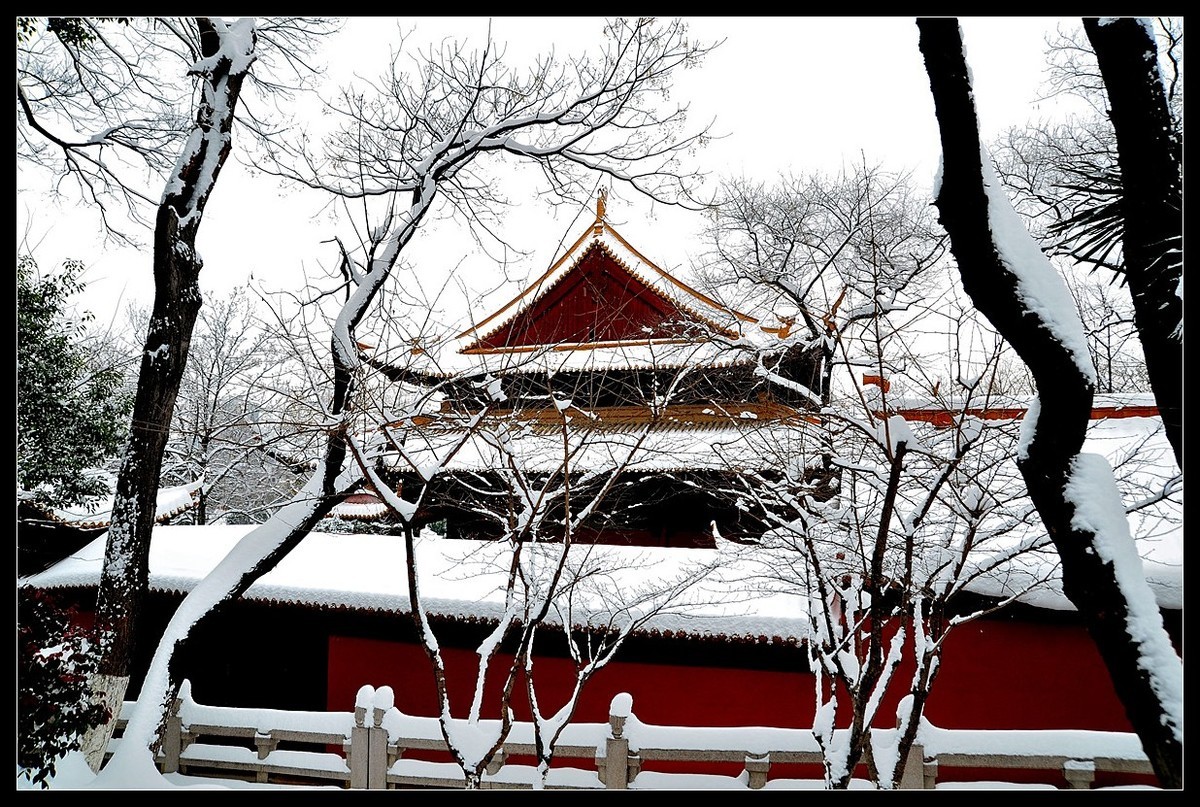 宮牆裡的雪景續