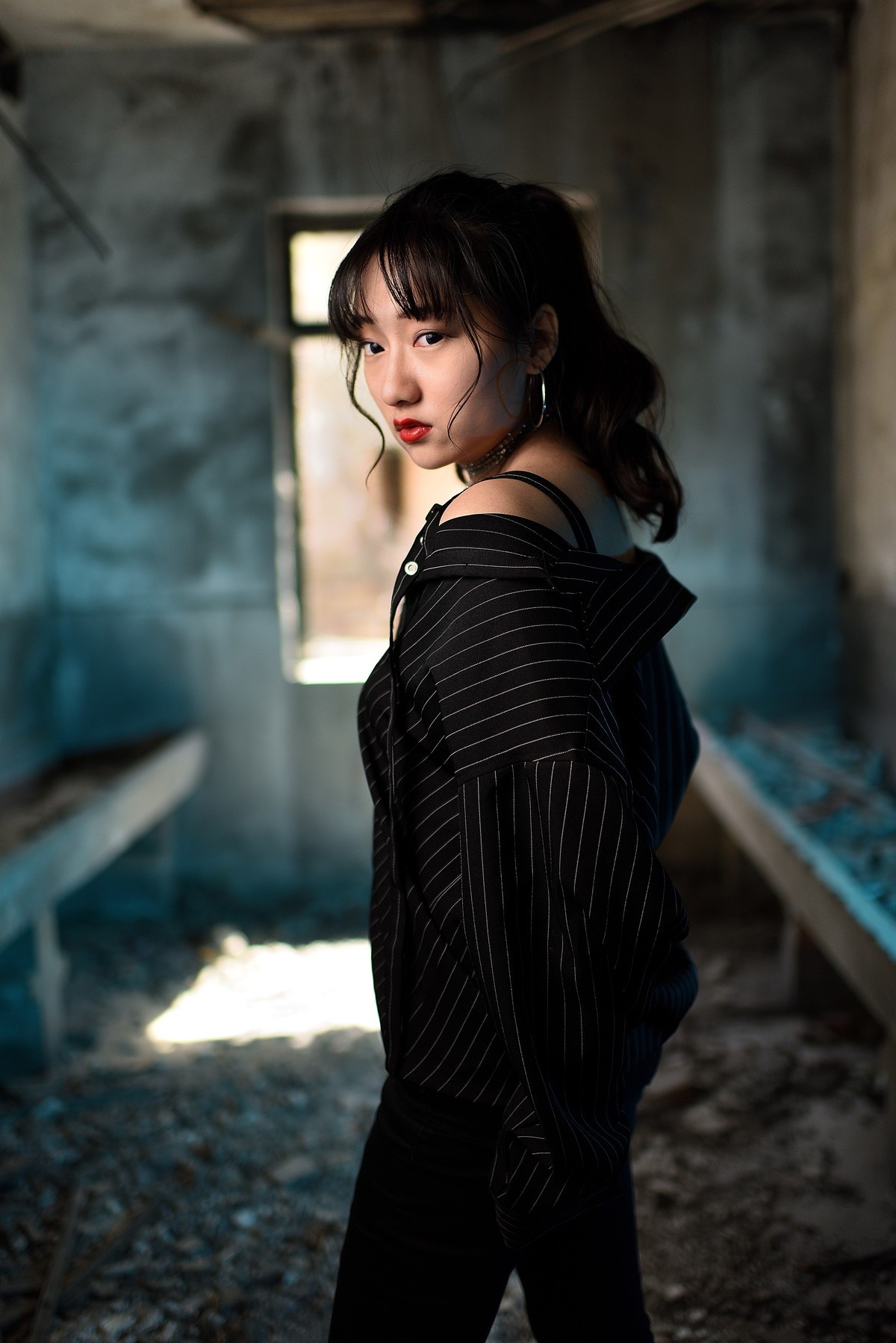 尼康3514g废墟美女人像