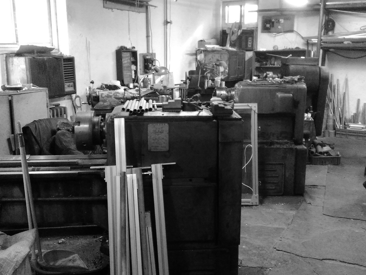 感受老机床的沧桑和金属之美