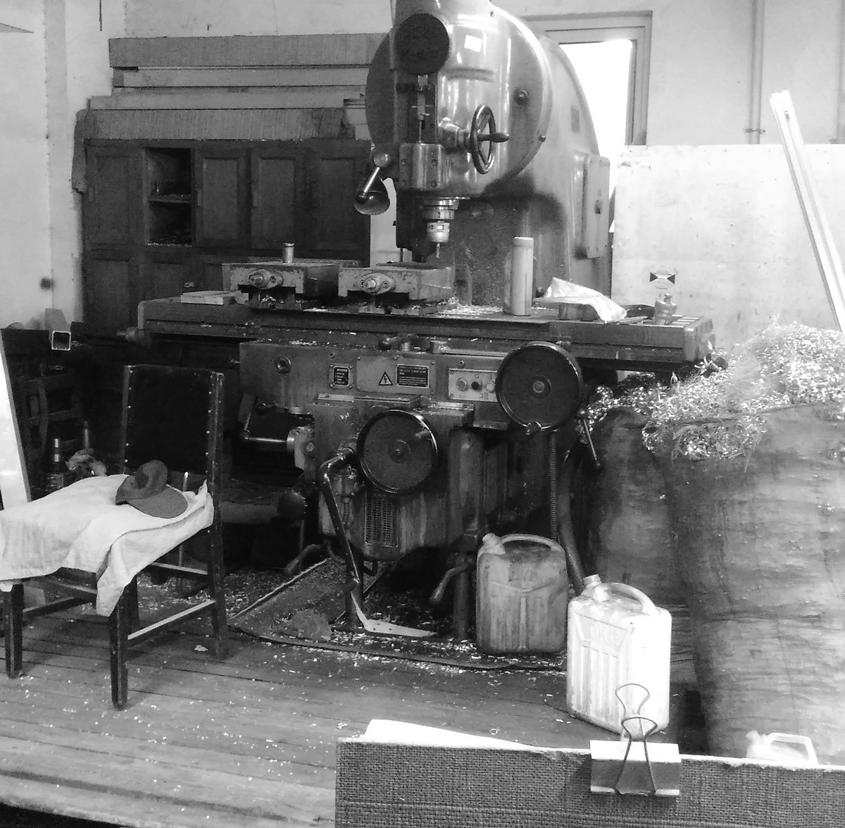 感受老机床的沧桑和金属之美