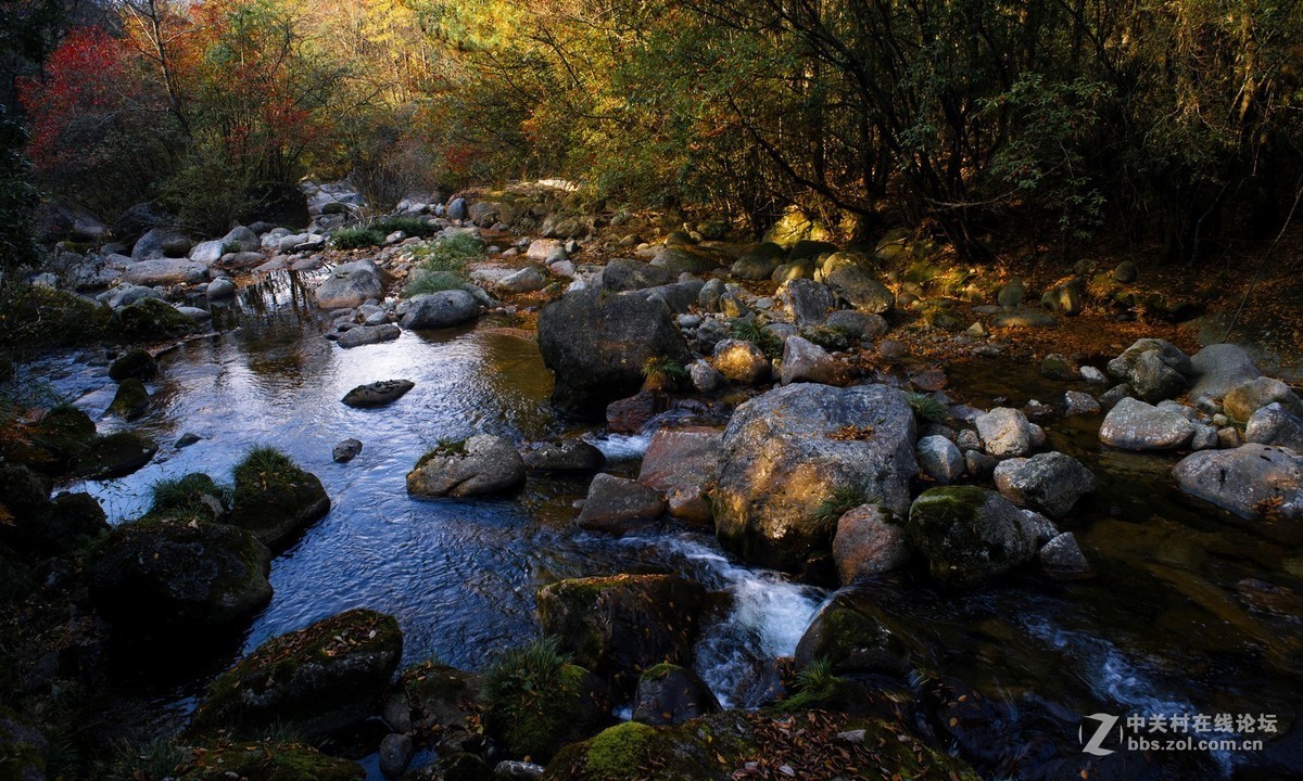 客来自远方-游光雾山十八月潭
