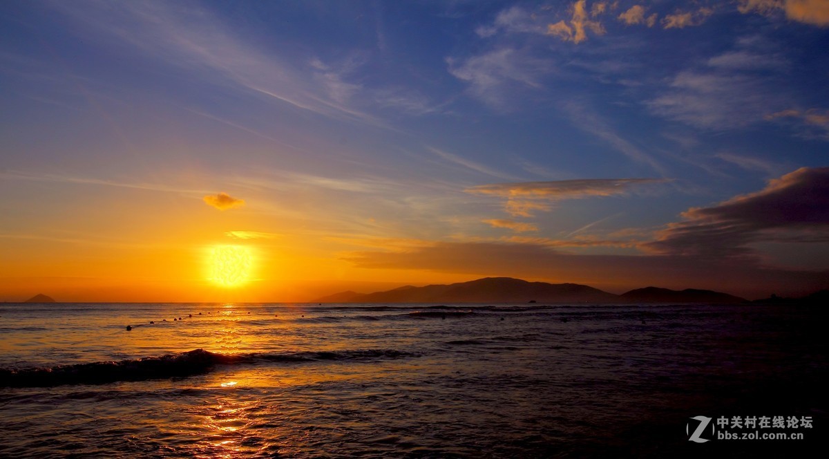 越南芽庄海上日出3。