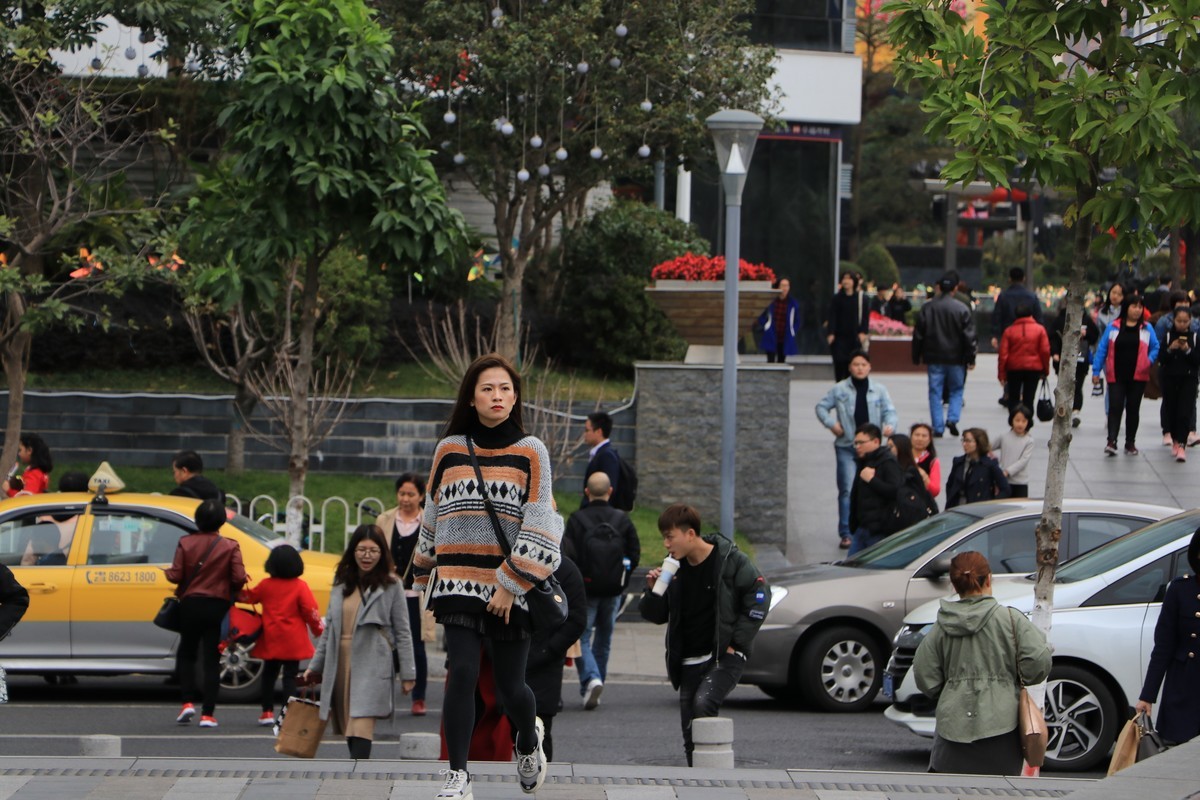 广州天河街拍众生相，请大师指点。
