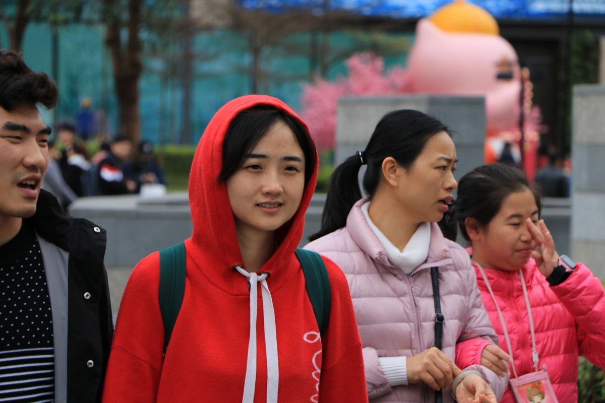 广州天河街拍众生相，请大师指点。