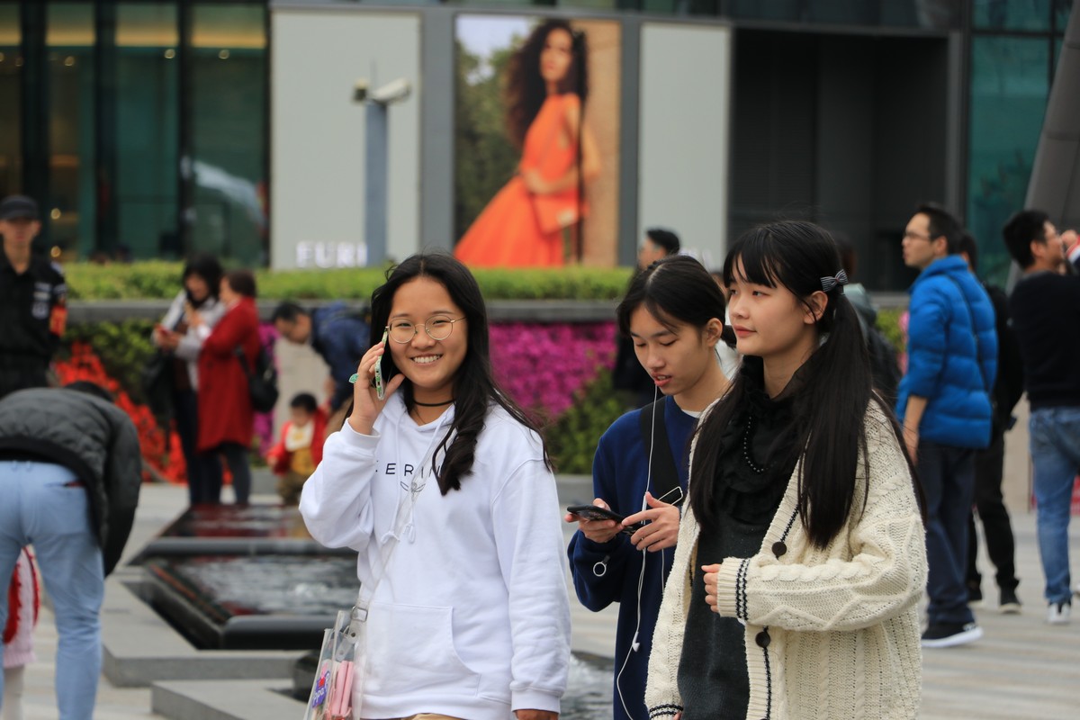 广州天河街拍众生相，请大师指点。