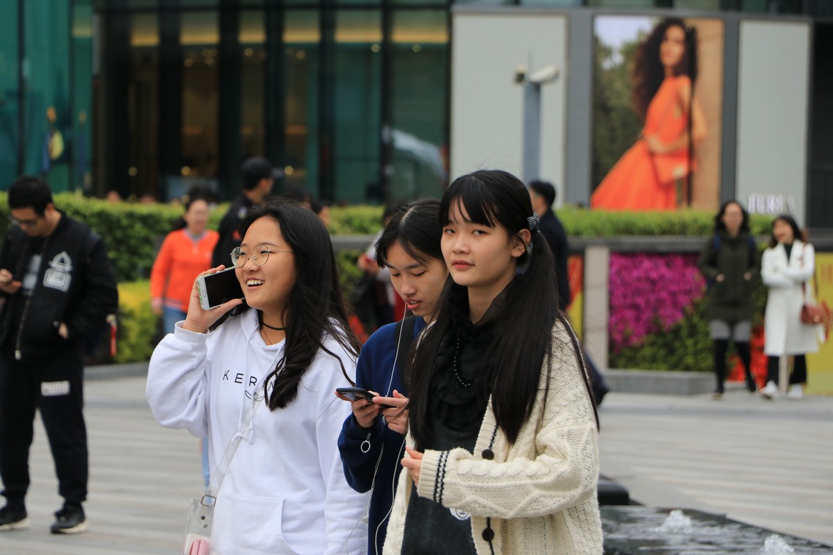 广州天河街拍众生相，请大师指点。