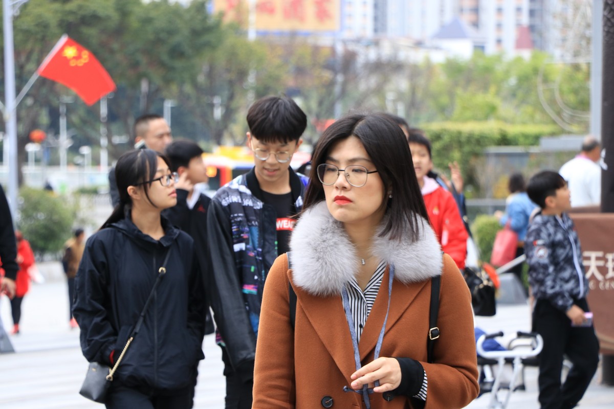 广州天河街拍众生相，请大师指点。