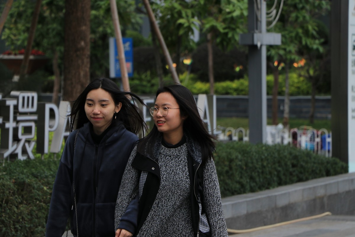 广州天河街拍众生相，请大师指点。