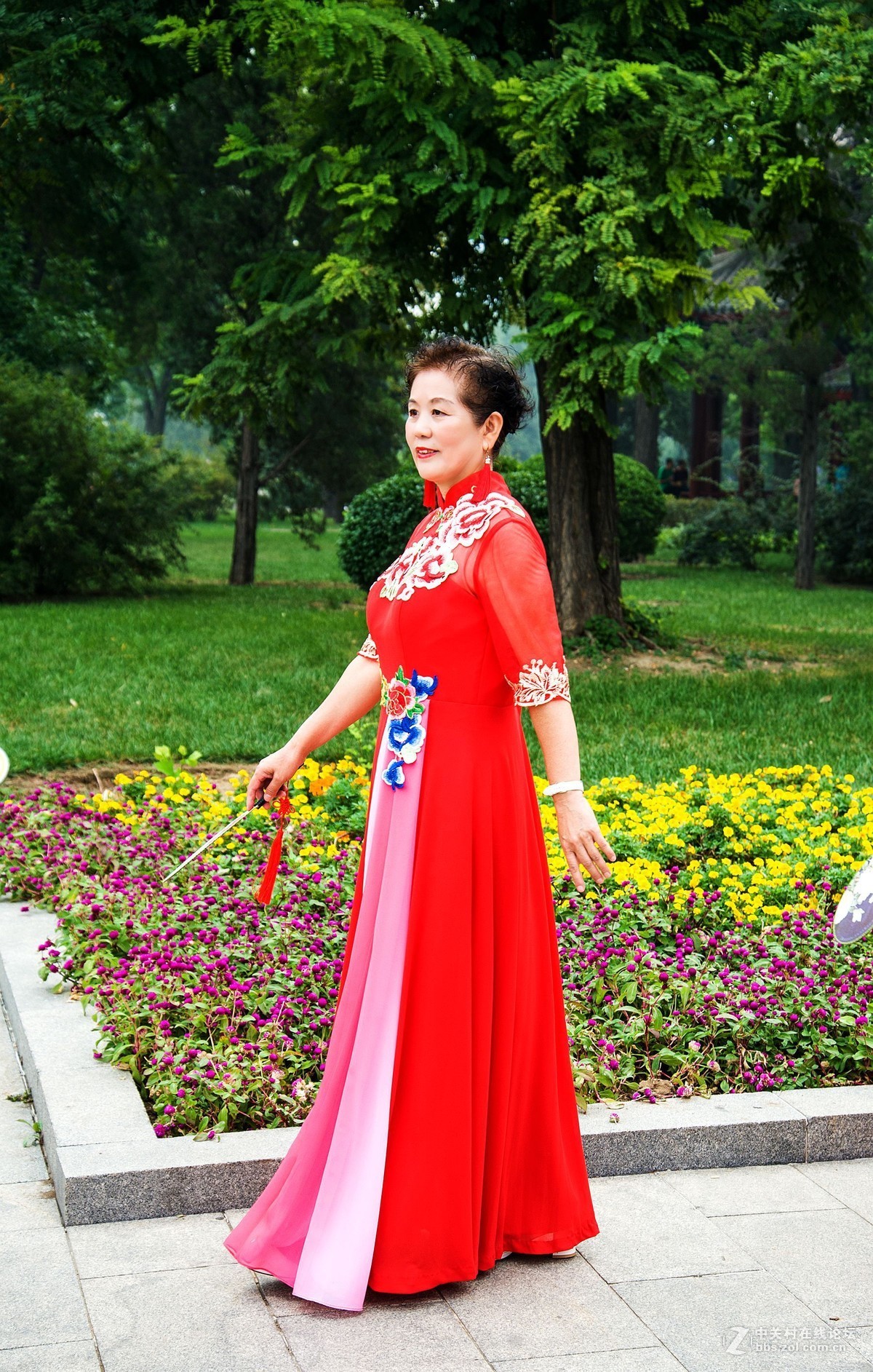 老年旗袍也疯狂(3)-中关村在线摄影论坛