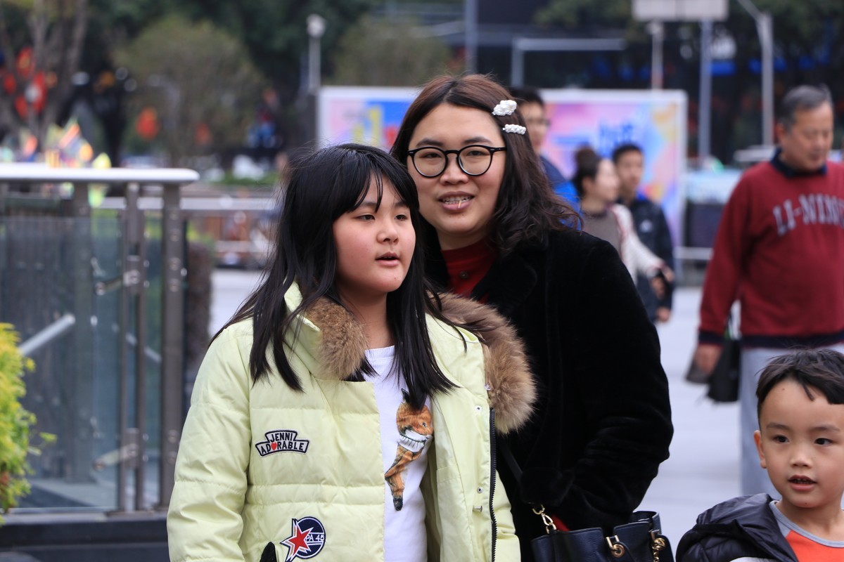 广州天河街拍众生相，请大师指点。