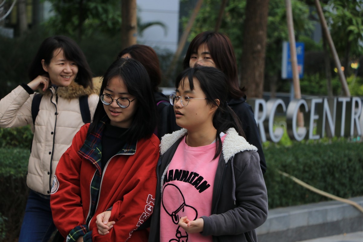 广州天河街拍众生相，请大师指点。