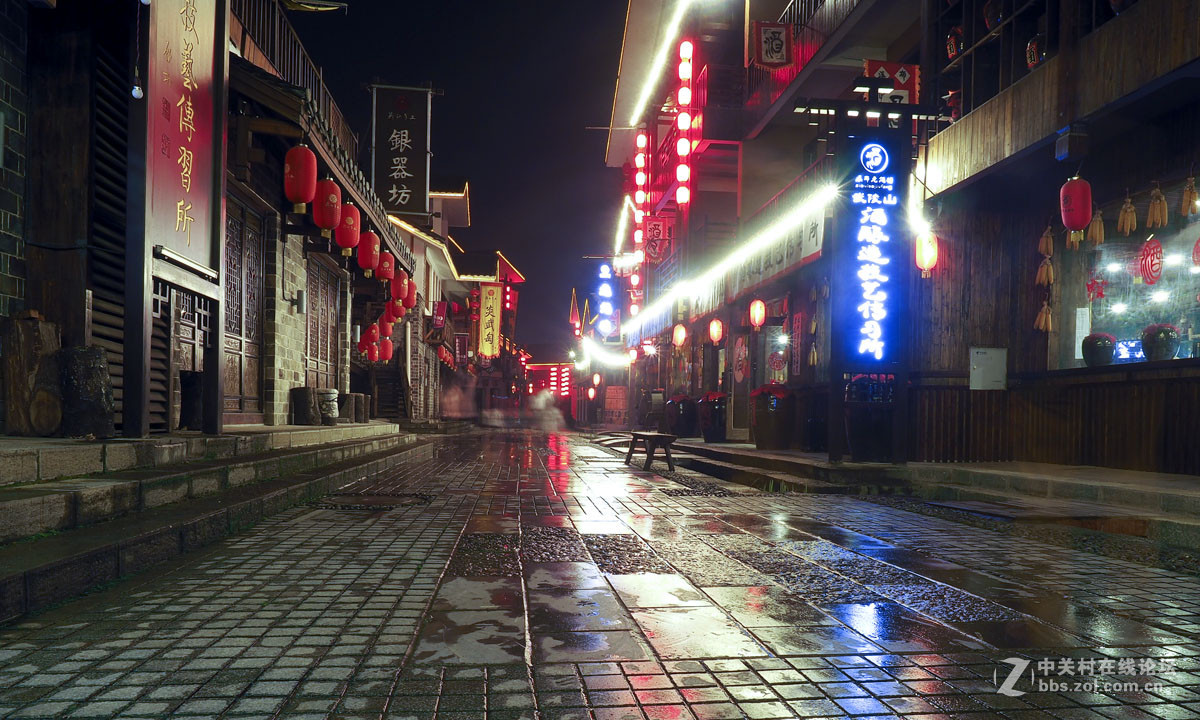 溪布街夜景