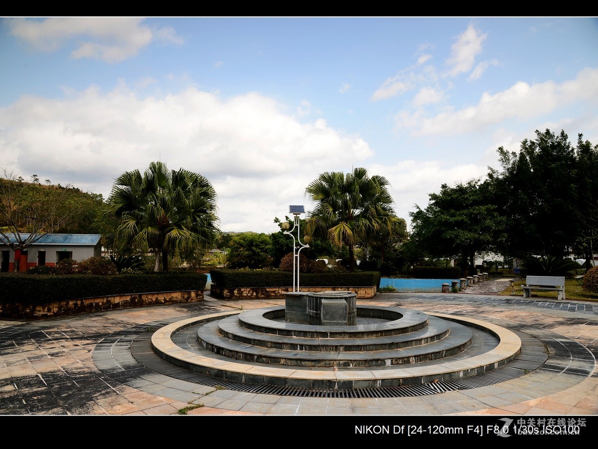 五华汤湖热矿泥山庄。