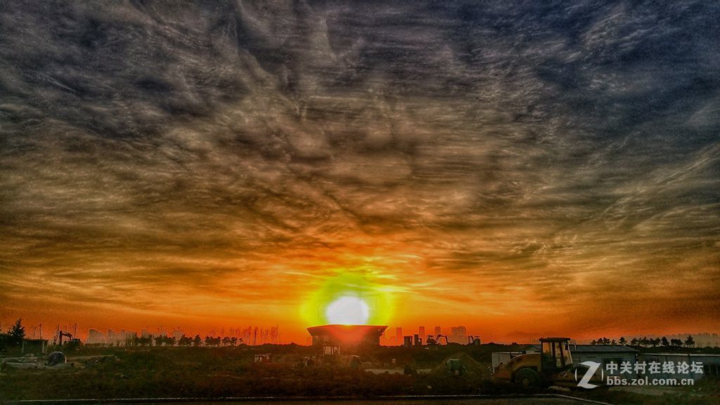 青岛中学工地的早晨