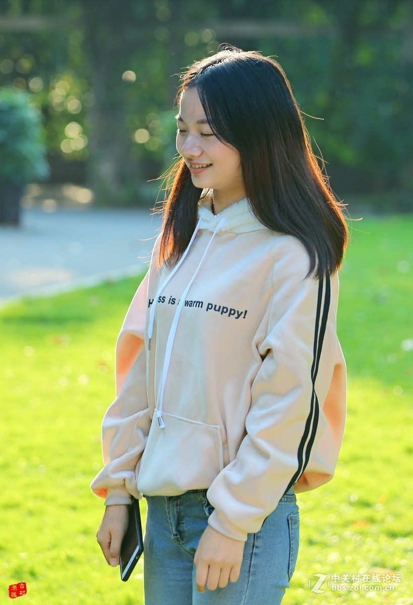 西大女学生上