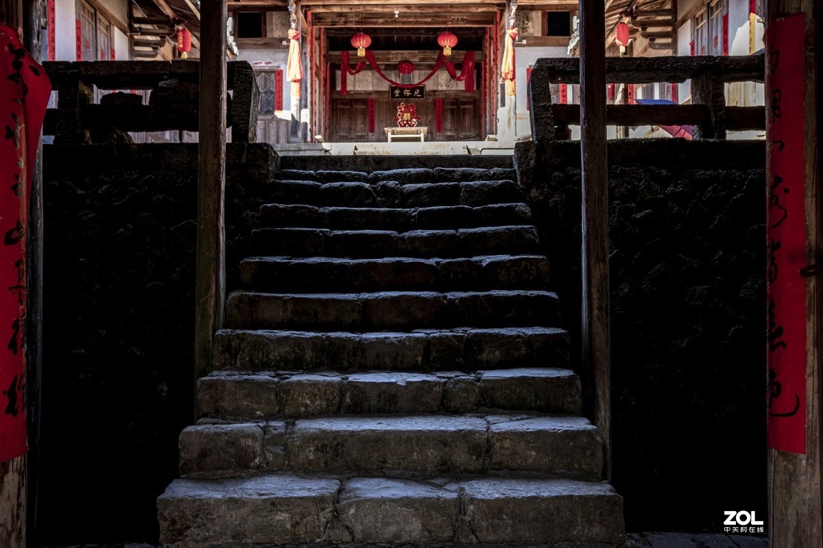 《福建尤溪古村落银杏林》