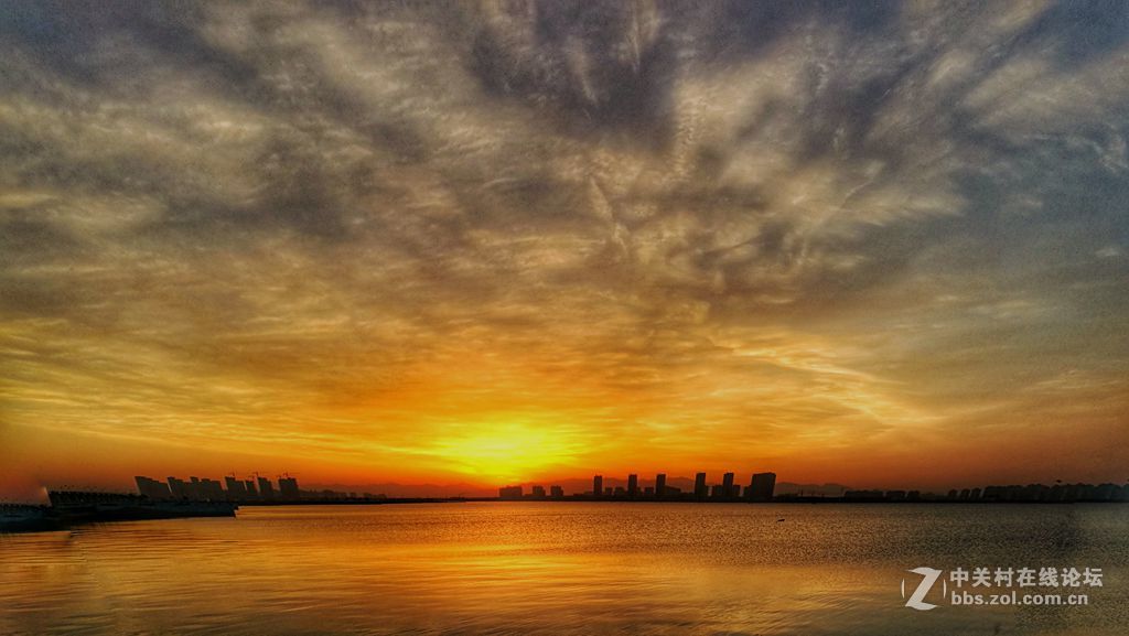 青岛中学工地的早晨