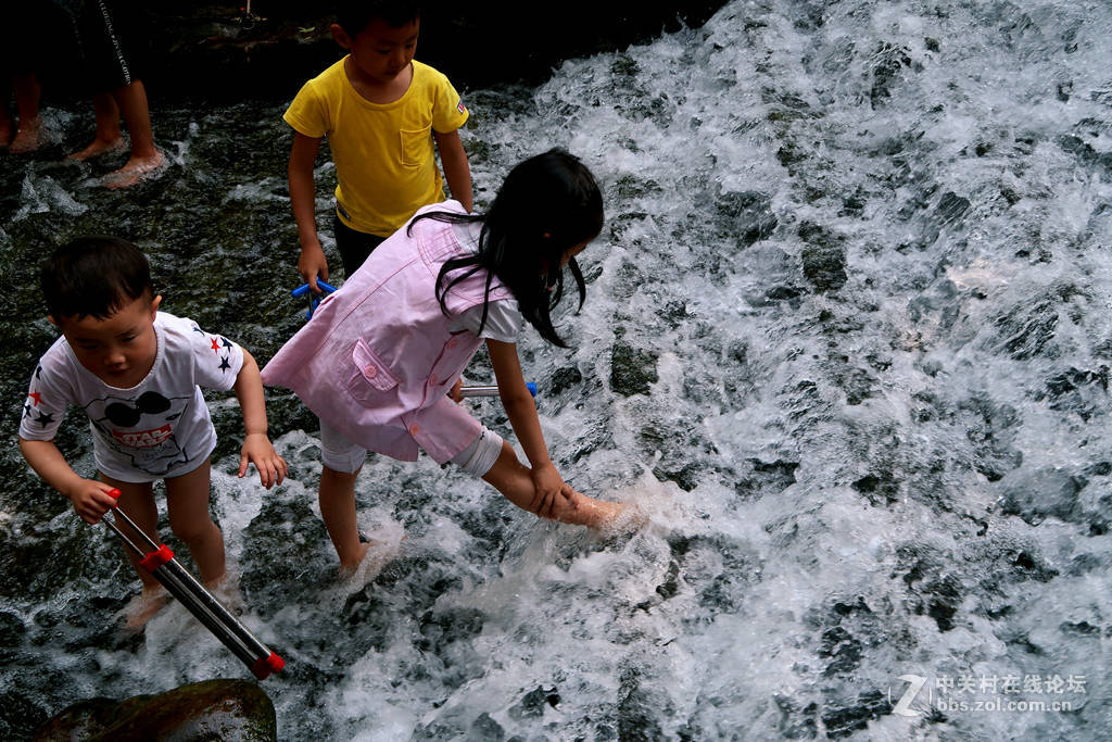 《献给孩子们（2）---水仗》