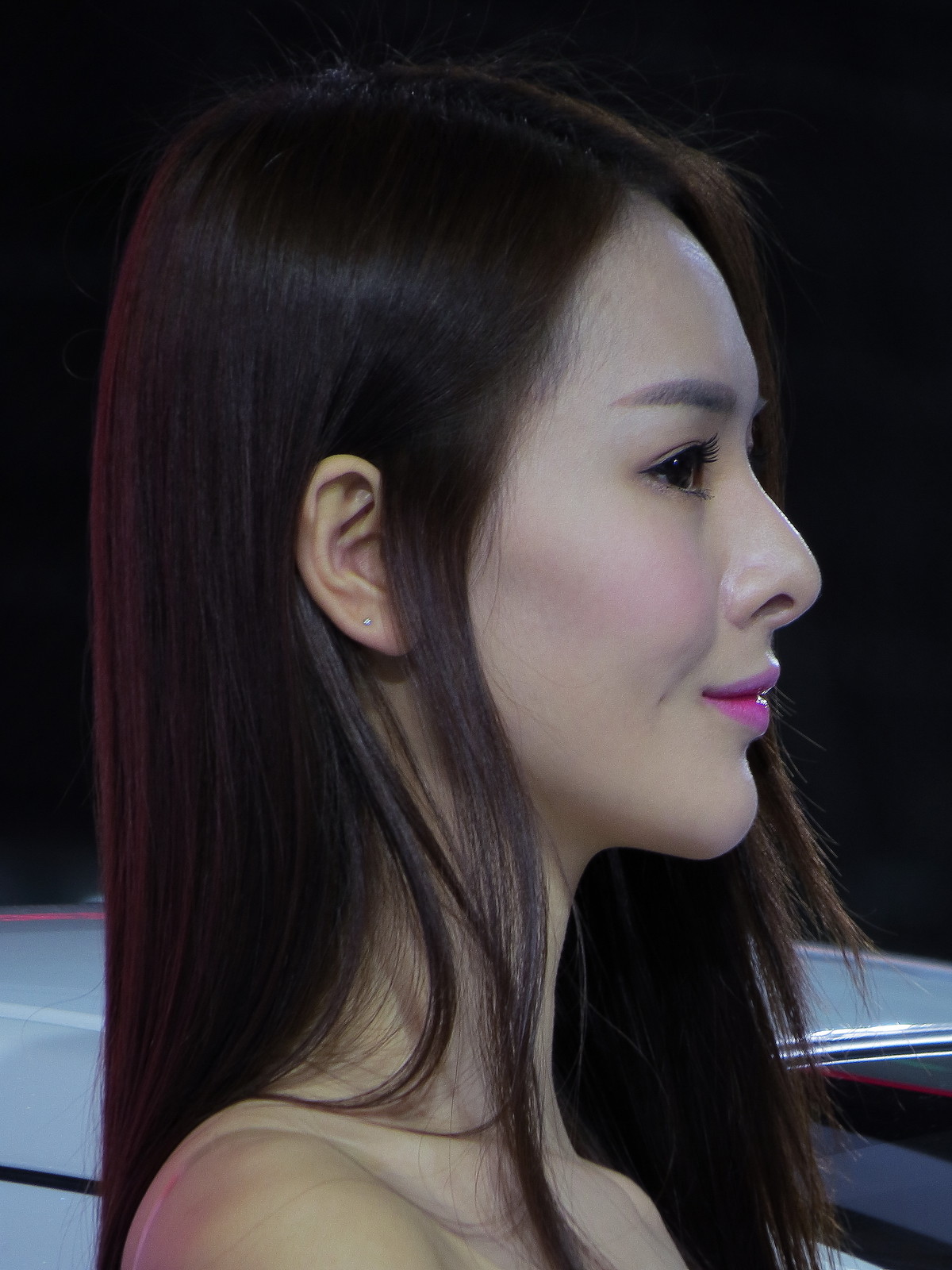 终于等到你转脸了