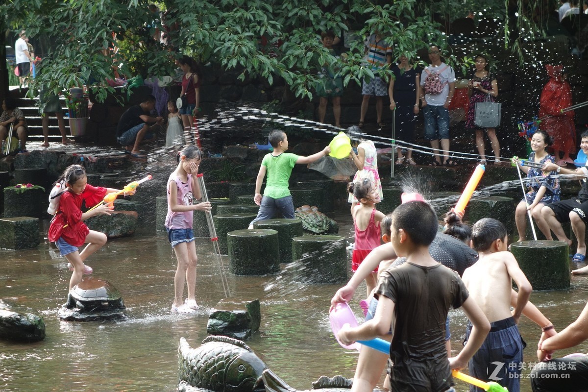 成都黄龙溪——打水杖