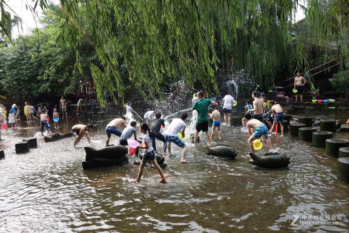 成都黄龙溪——打水杖