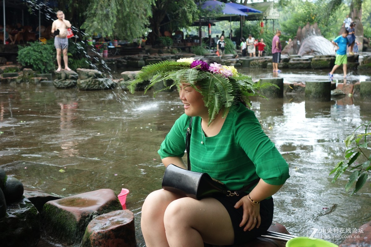 成都黄龙溪——打水杖