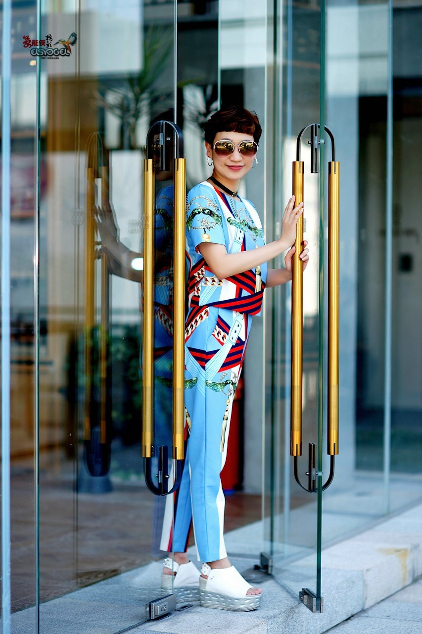 【夏日风情】 ---钟茜