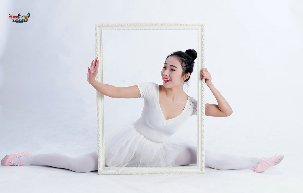 棚拍【框中美少女】------莹莹