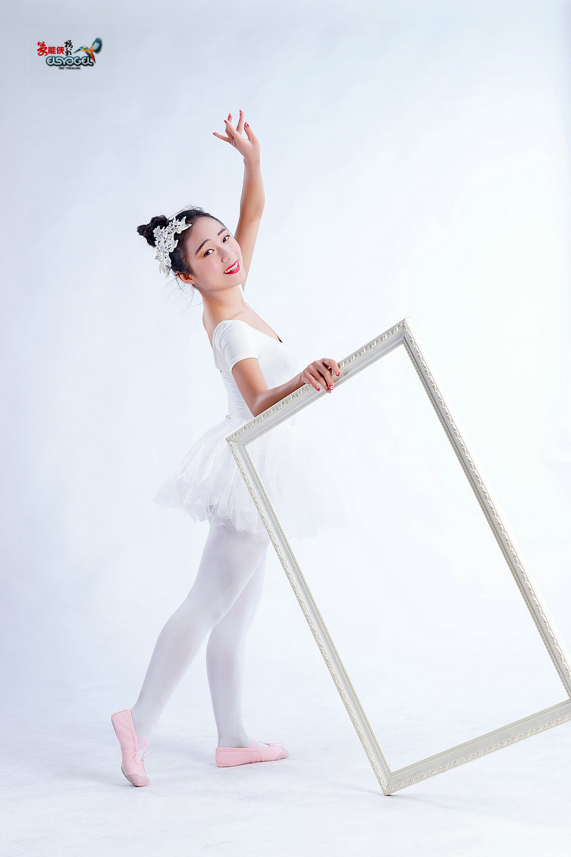 棚拍【框中美少女】------莹莹