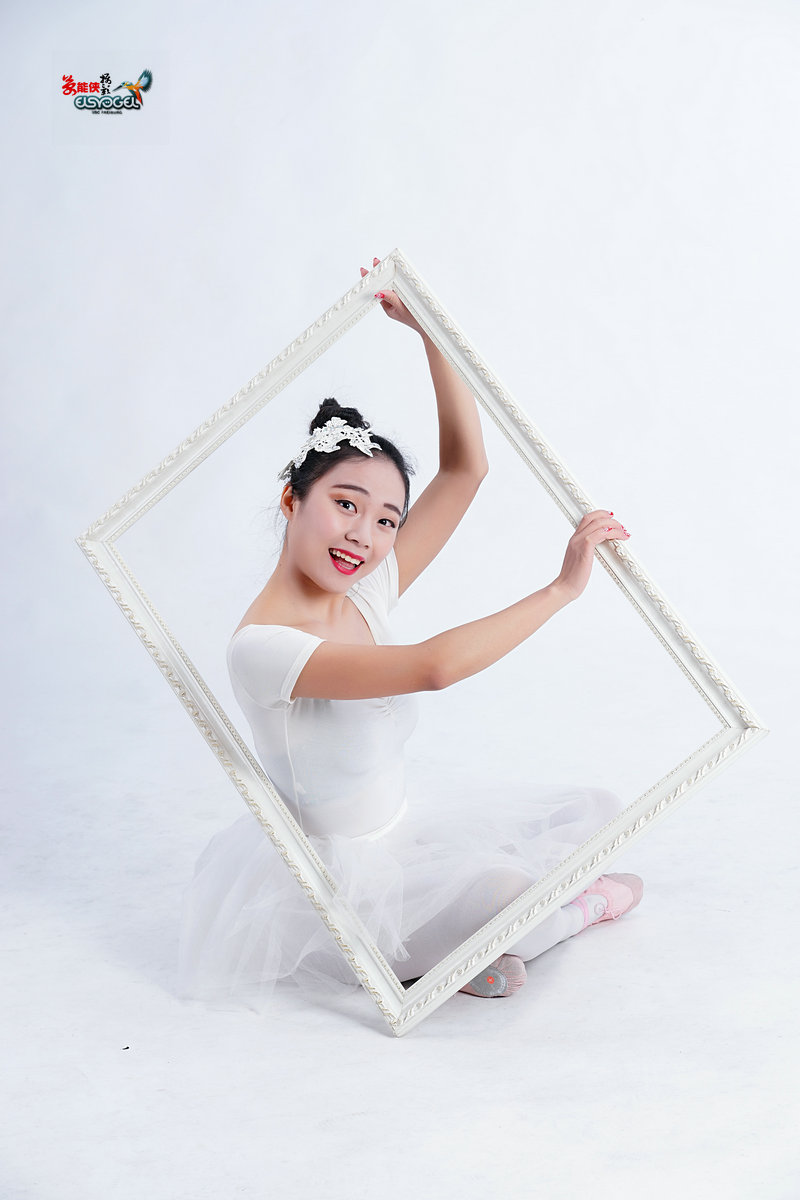 棚拍【框中美少女】------莹莹