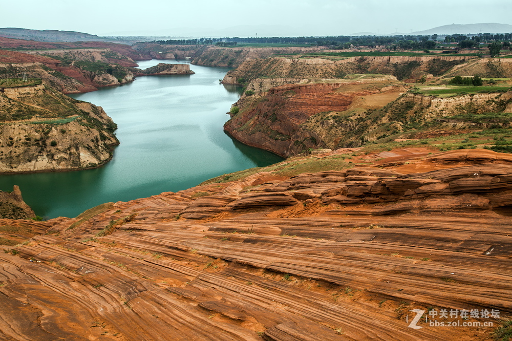 靖边波浪谷（二）——水上丹霞