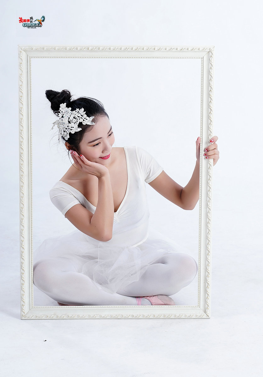 棚拍【框中美少女】------莹莹