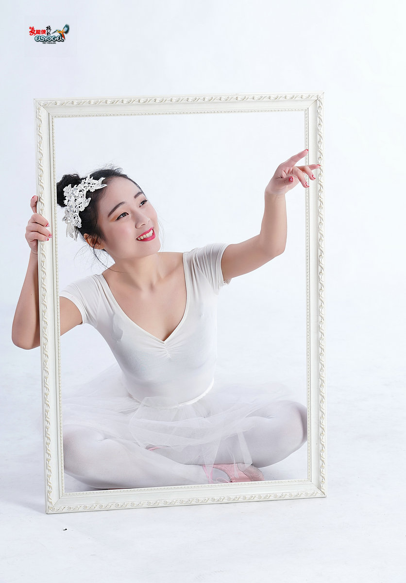 棚拍【框中美少女】------莹莹