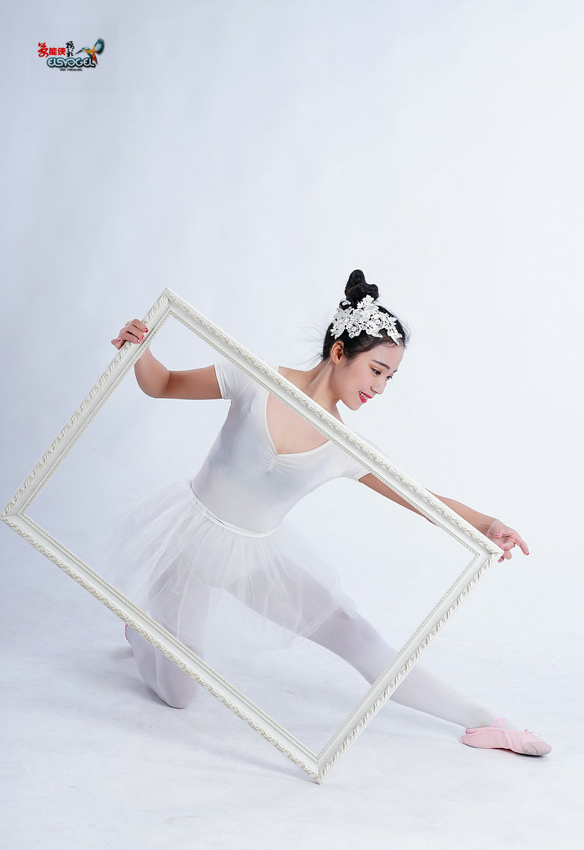 棚拍【框中美少女】------莹莹