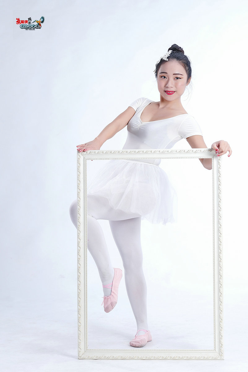 棚拍【框中美少女】------莹莹