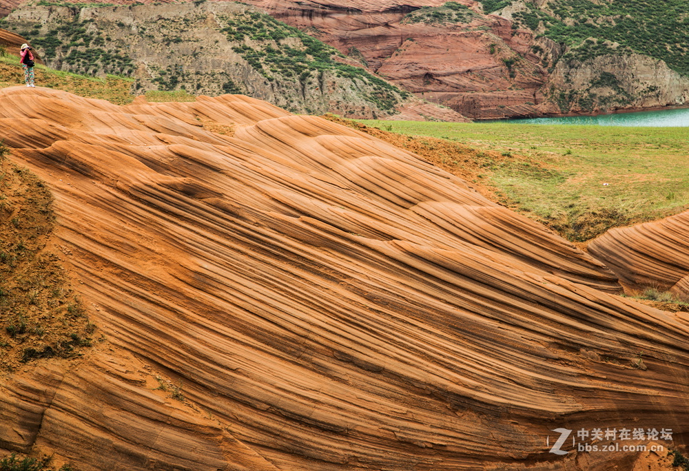 靖边波浪谷（二）——水上丹霞