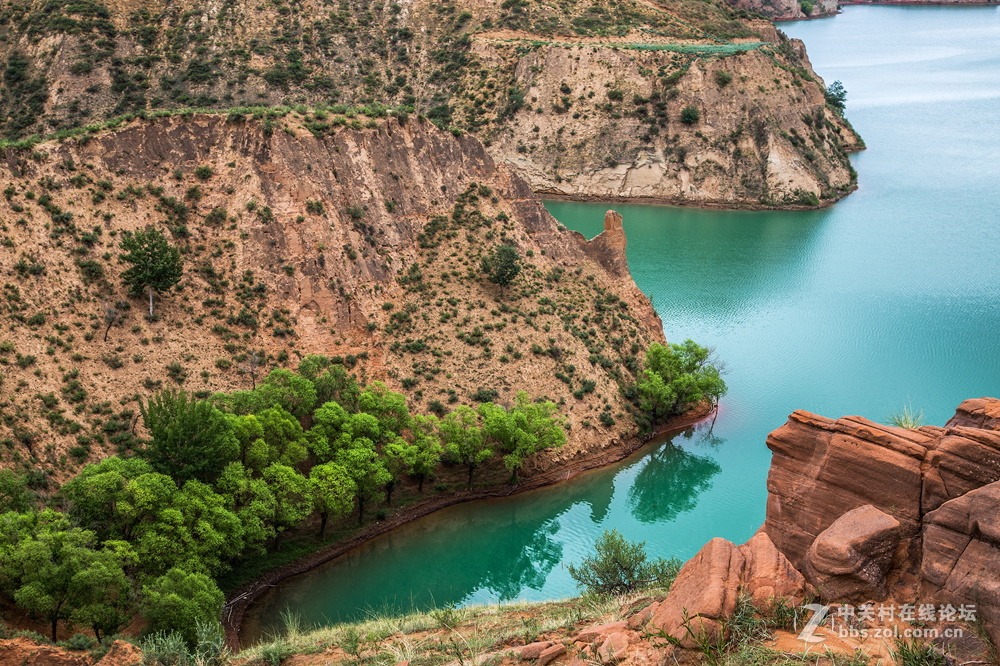 靖边波浪谷（二）——水上丹霞