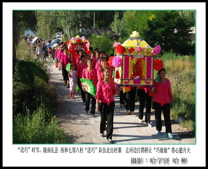 “巧娘娘”制作“世家”摄影侧记（哈学贤、哈彬）