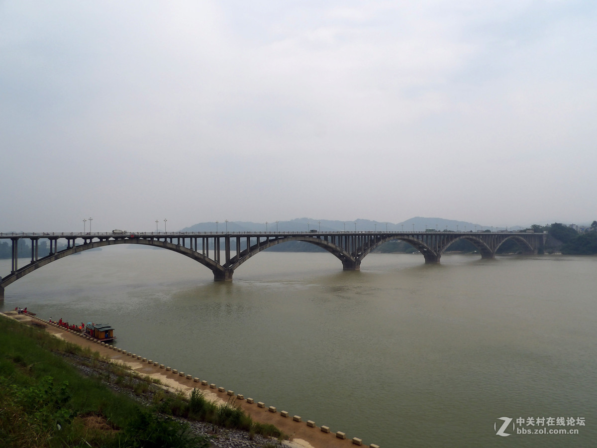 融水县和睦镇大桥图片