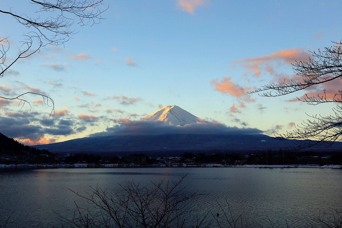 富士山晨景