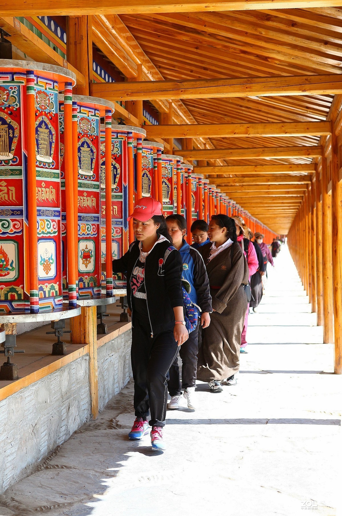 拉卜楞寺转经筒