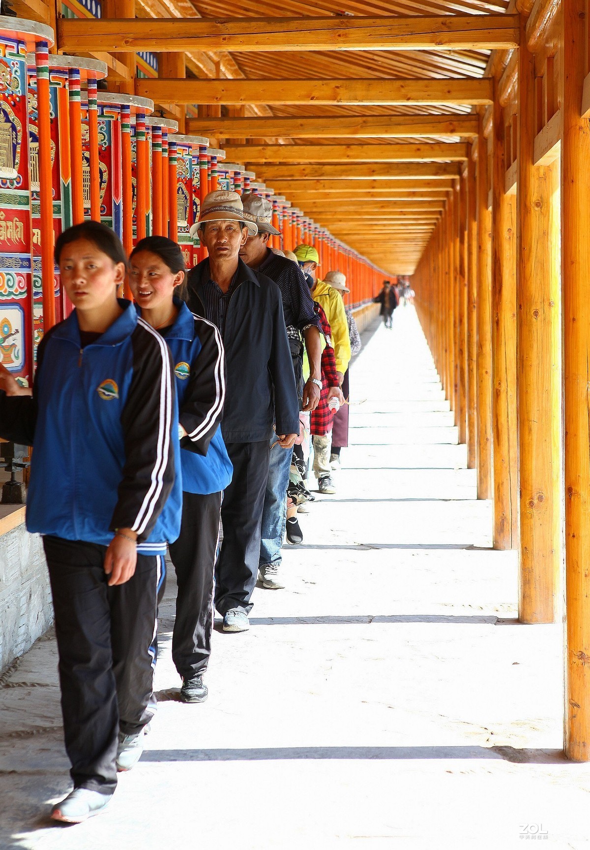 拉卜楞寺转经筒