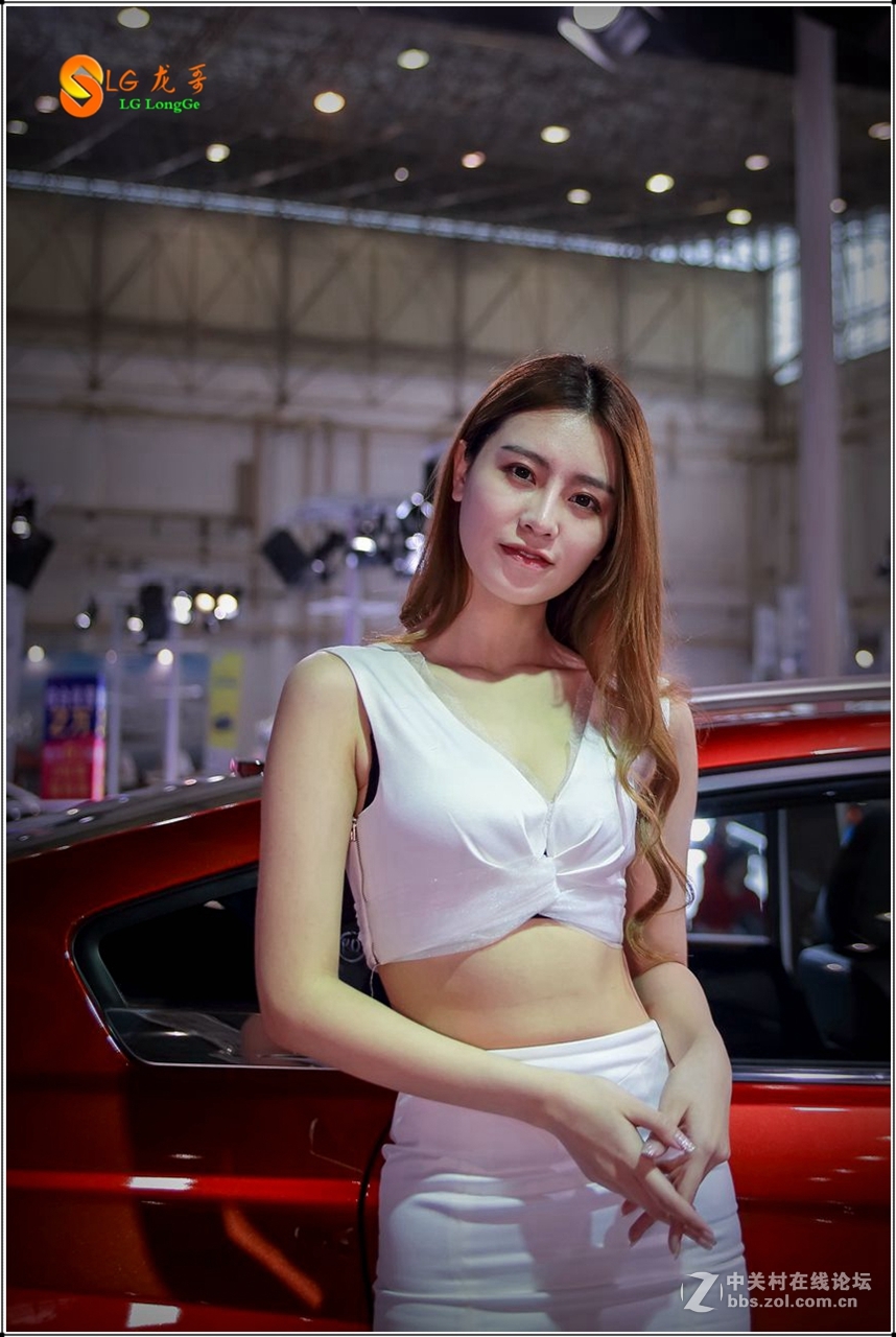 老镜皇28 70 F2.8L拍 车模