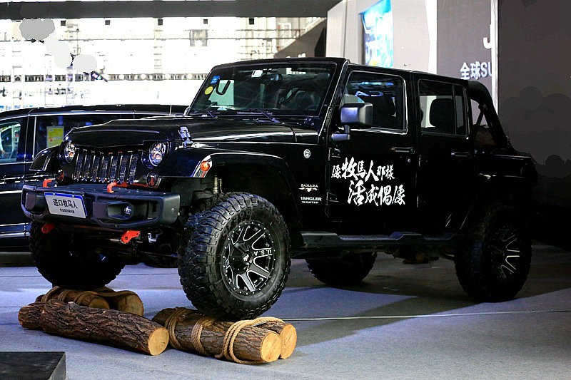 車展車模!(1)