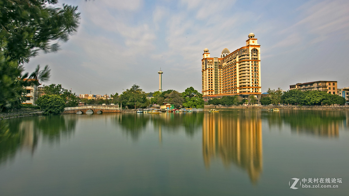 广东侨乡台山人工湖