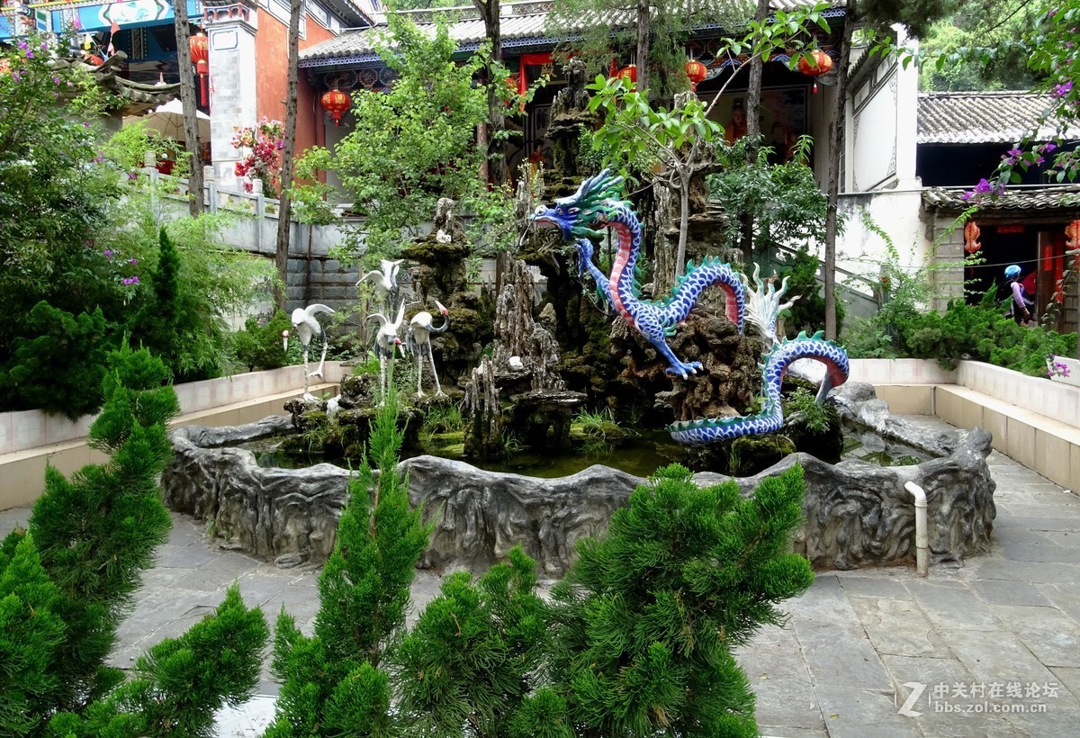 【红山本主庙】