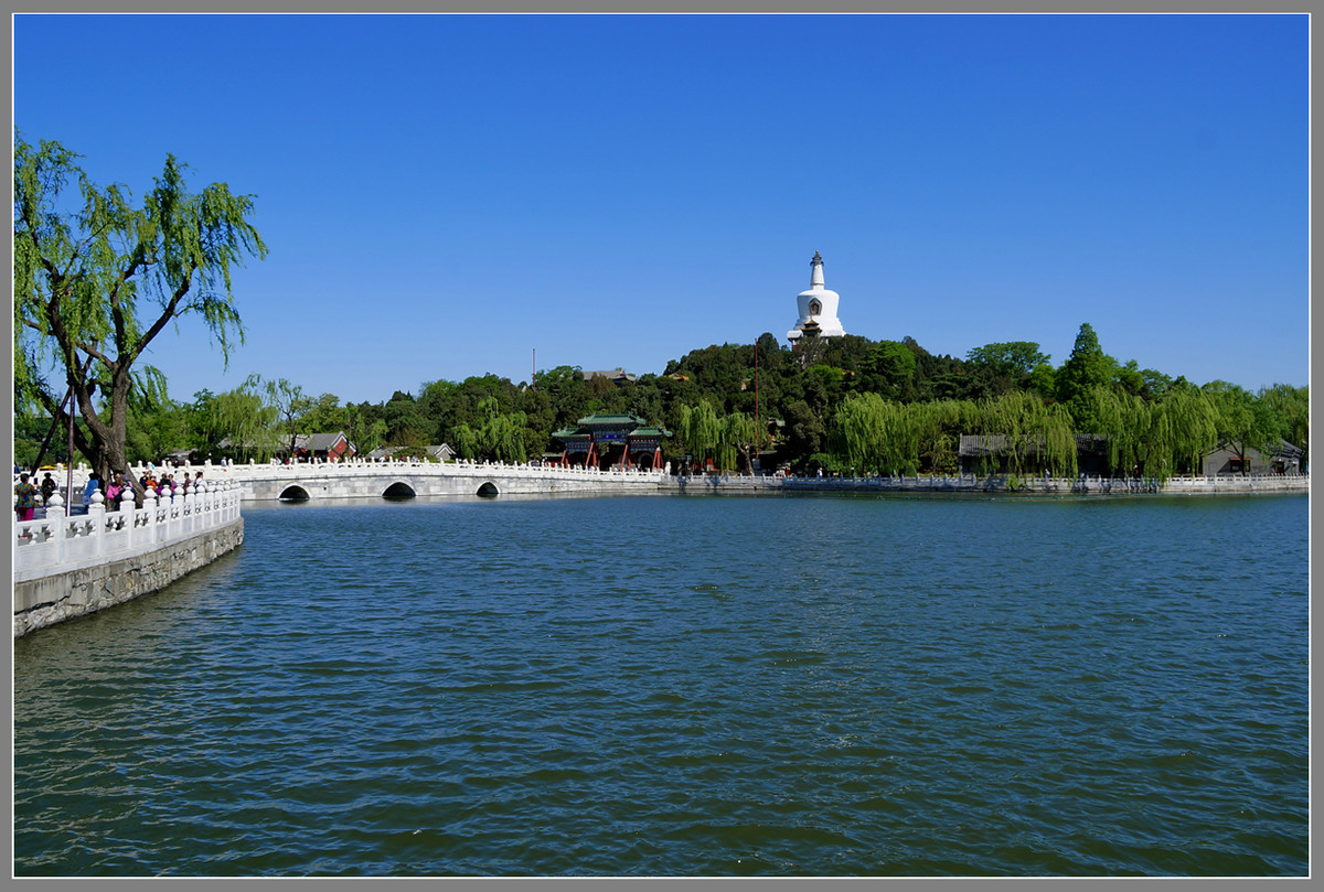 2023琼岛春阴游玩攻略,北海公园是北京最漂亮的公园...【去哪儿攻略】