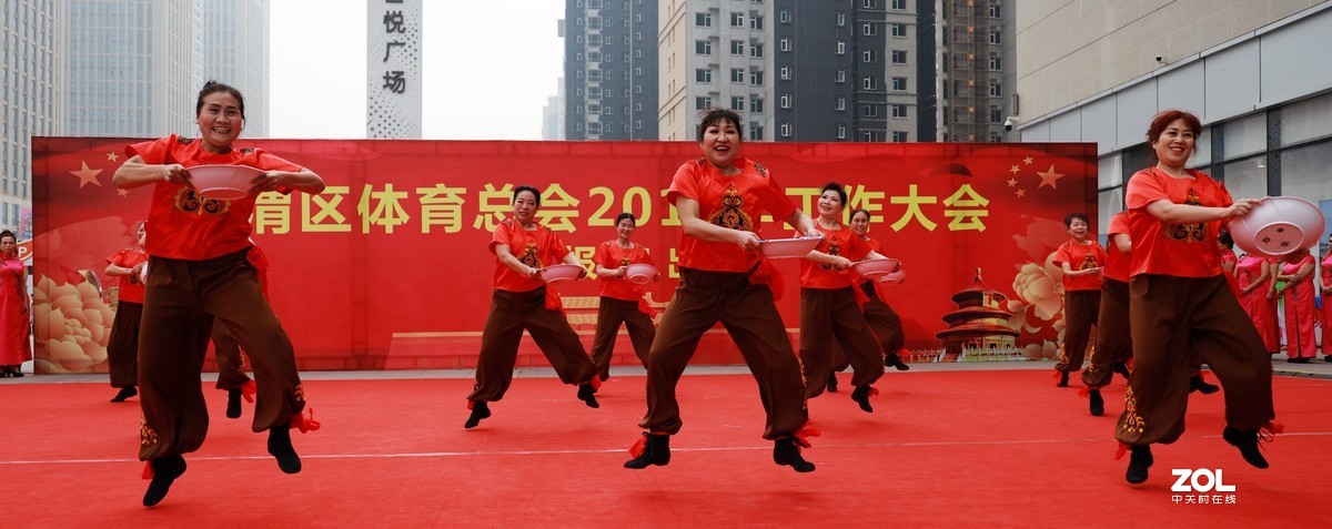 舞蹈青瓷老碗《8》