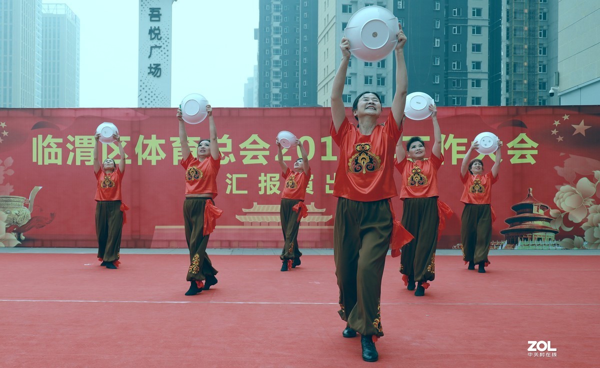 舞蹈青瓷老碗《8》